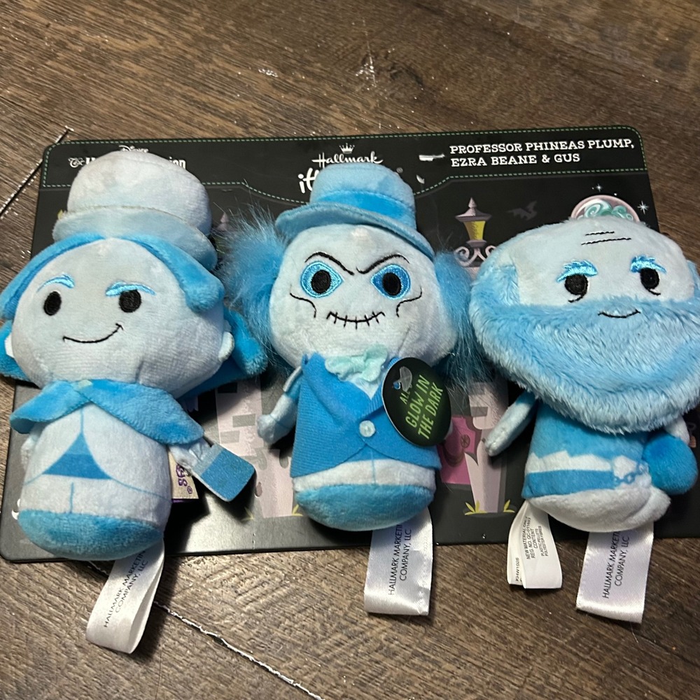 Hallmark Itty Bittys Disney Haunted Mansion Hitchhiking Ghosts Glow Plush Set